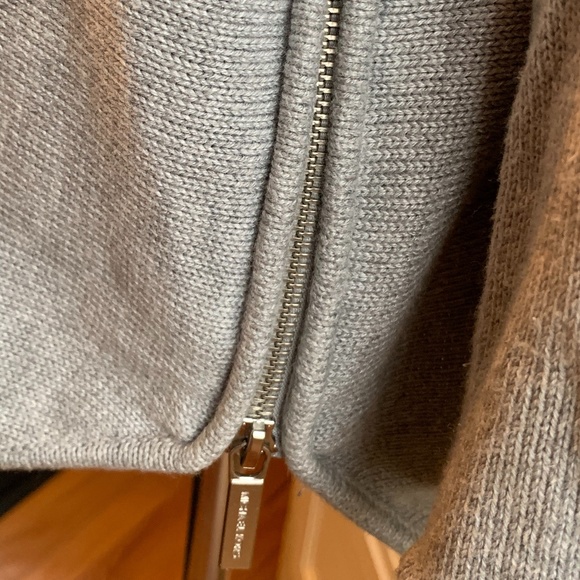 Knit Zipper Detailed Tunic Sweater - Picture 2 of 4